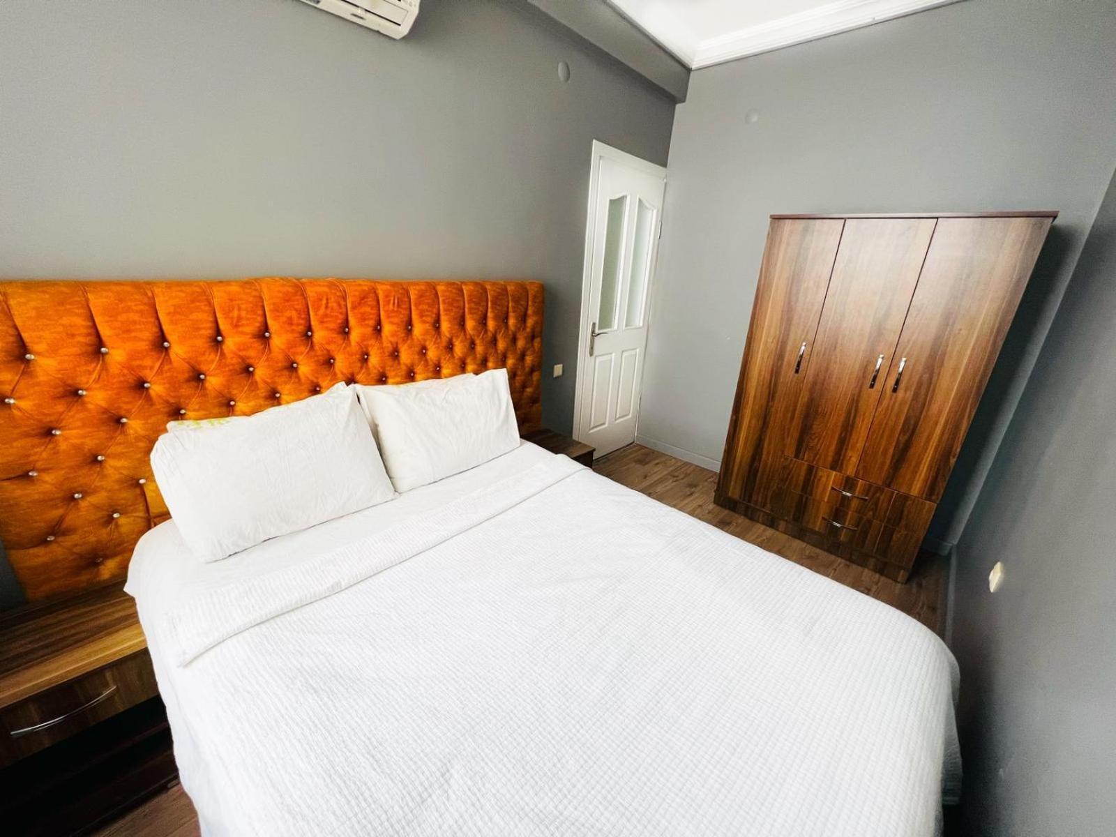 Zebra Hotel Alsancak Esmirna Exterior foto